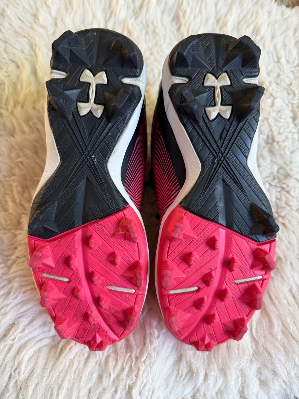EUC Baseball/Softball Cleats | Under Armour | Sz 1 - Picture 5 of 7